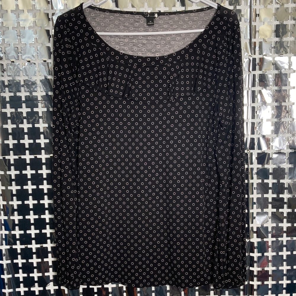 Ann Taylor Black Long-Sleeve Scoop Neck Top with White Dot Circles